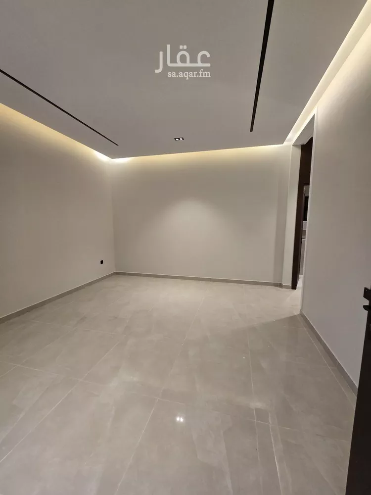 دور للبيع في شارع مصطفى عبدالرزاق, حي عكاظ, مدينة الرياض, منطقة الرياض 10