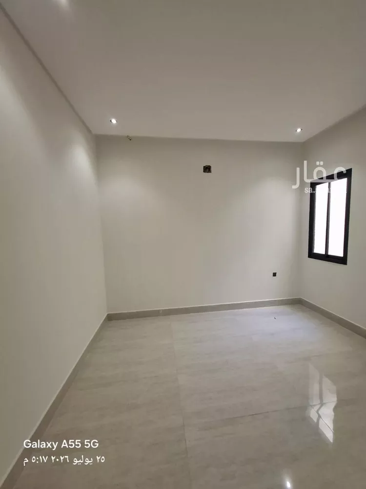 Floor for Sale in Riyadh Tuwaiq 8