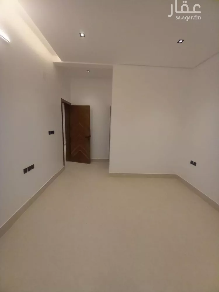 Floor for Sale in Al Muzahimiyah Tuwaiq صورة 3