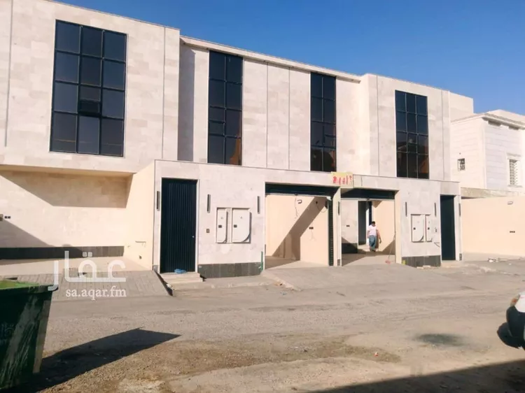 Floor for Sale in Riyadh Tuwaiq
