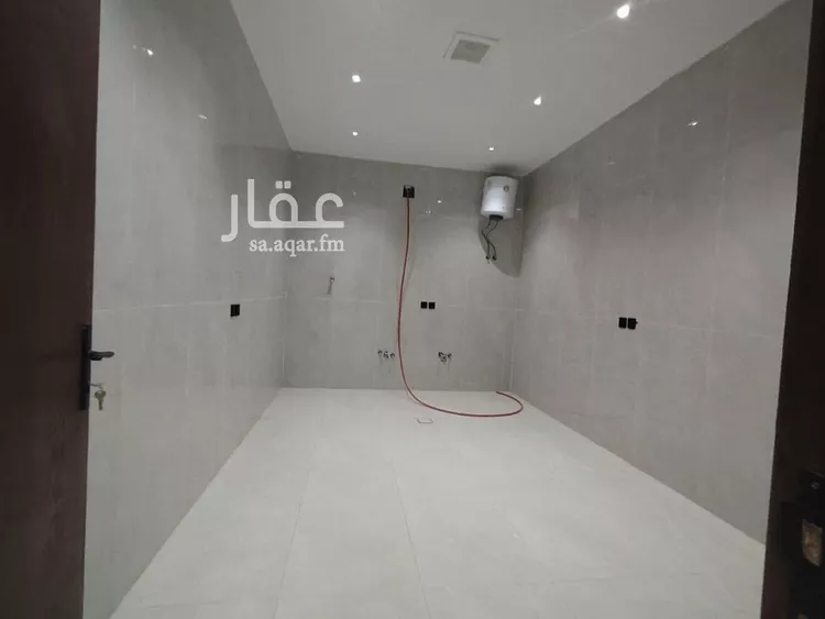 Floor for Sale in Riyadh Tuwaiq صورة 5
