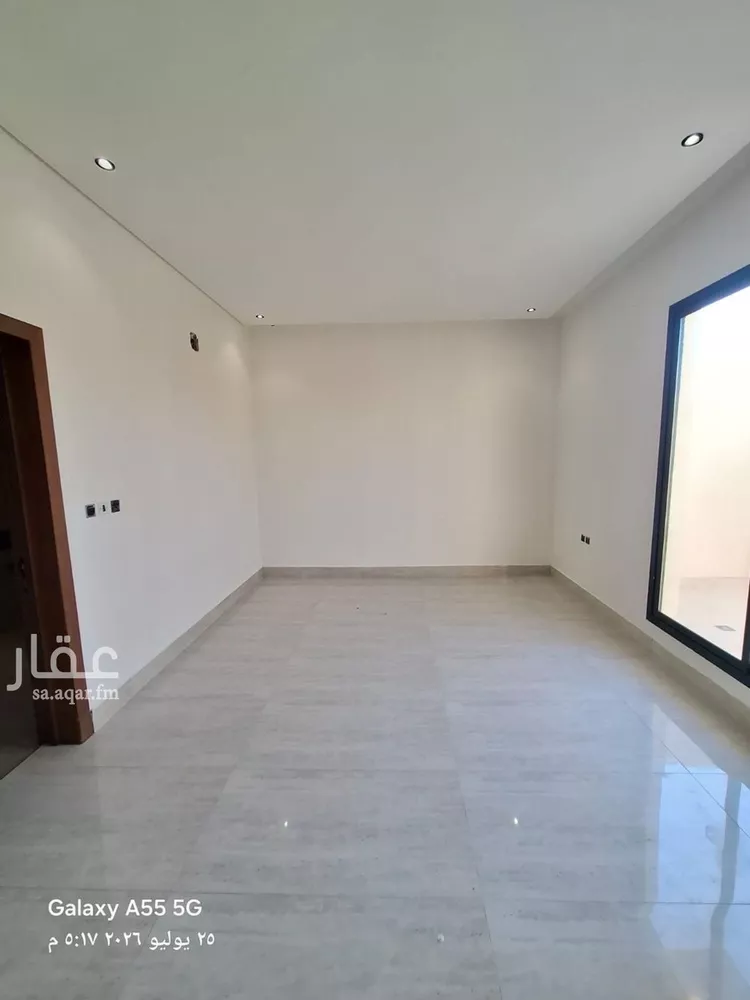 Floor for Sale in Riyadh Tuwaiq 12