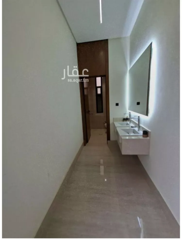 دور للبيع في شارع إسماعيل القيسي, حي عكاظ, مدينة الرياض, منطقة الرياض 9