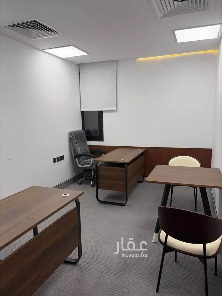 مكتب تجاري للإيجار في شارع رايه الاتحاد, حي الرويس, مدينة جدة, منطقة مكة المكرمة 1 صورة