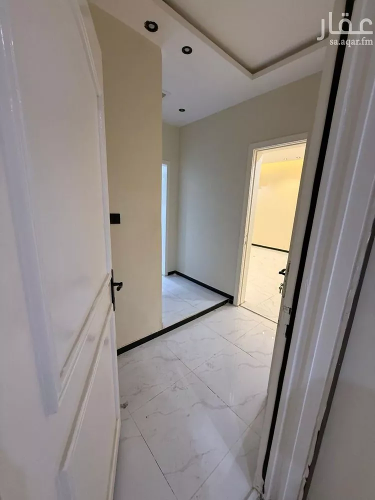 شقة للإيجار في شارع قس بن ساعدة, حي الملك فيصل, مدينة الرياض, منطقة الرياض صورة 3