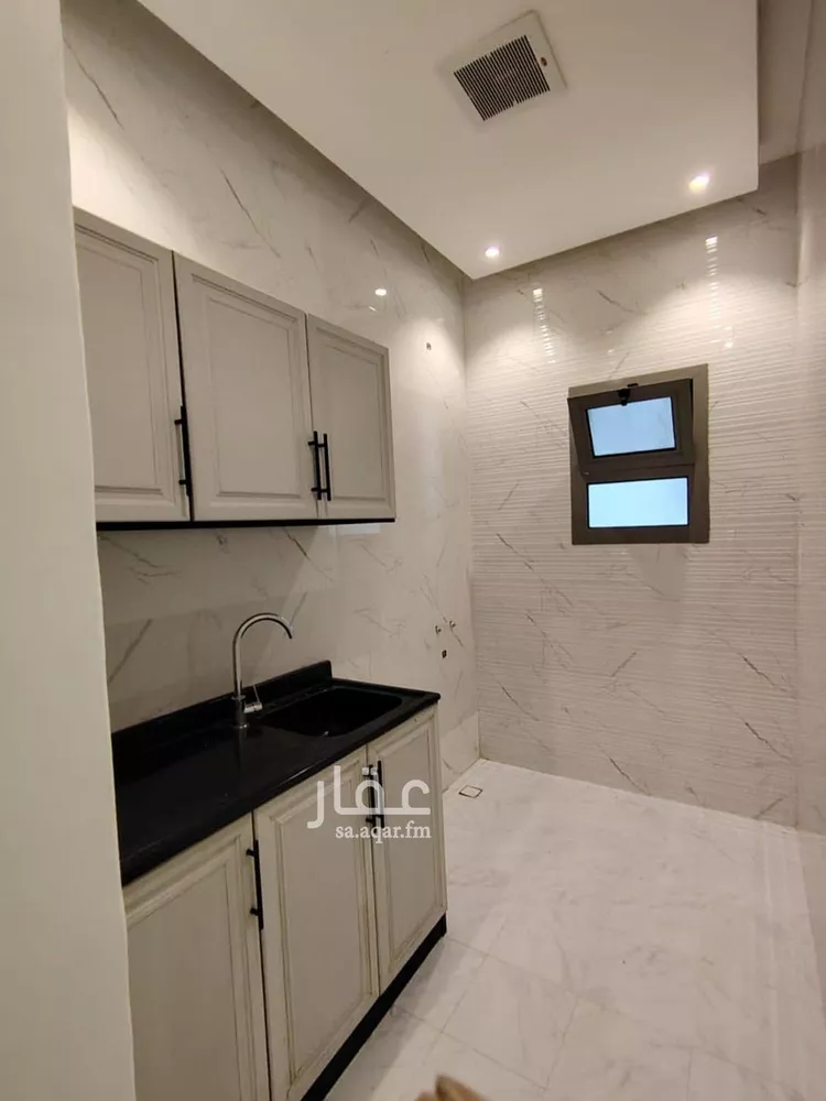 شقة للإيجار في شارع الشهارين, حي اليرموك, مدينة الرياض, منطقة الرياض صورة 5