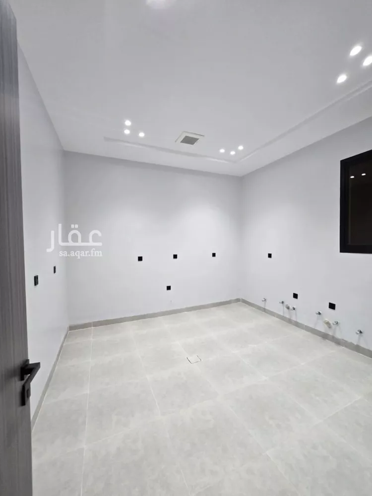 دور للبيع في شارع الإخلاص, حي طويق, مدينة الرياض, منطقة الرياض 6