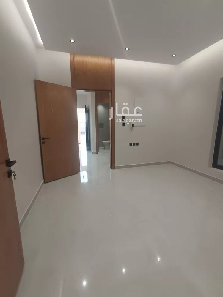 فيلا للبيع في شارع الوادي الأخضر, حي ديراب, مدينة الرياض, منطقة الرياض صورة 2