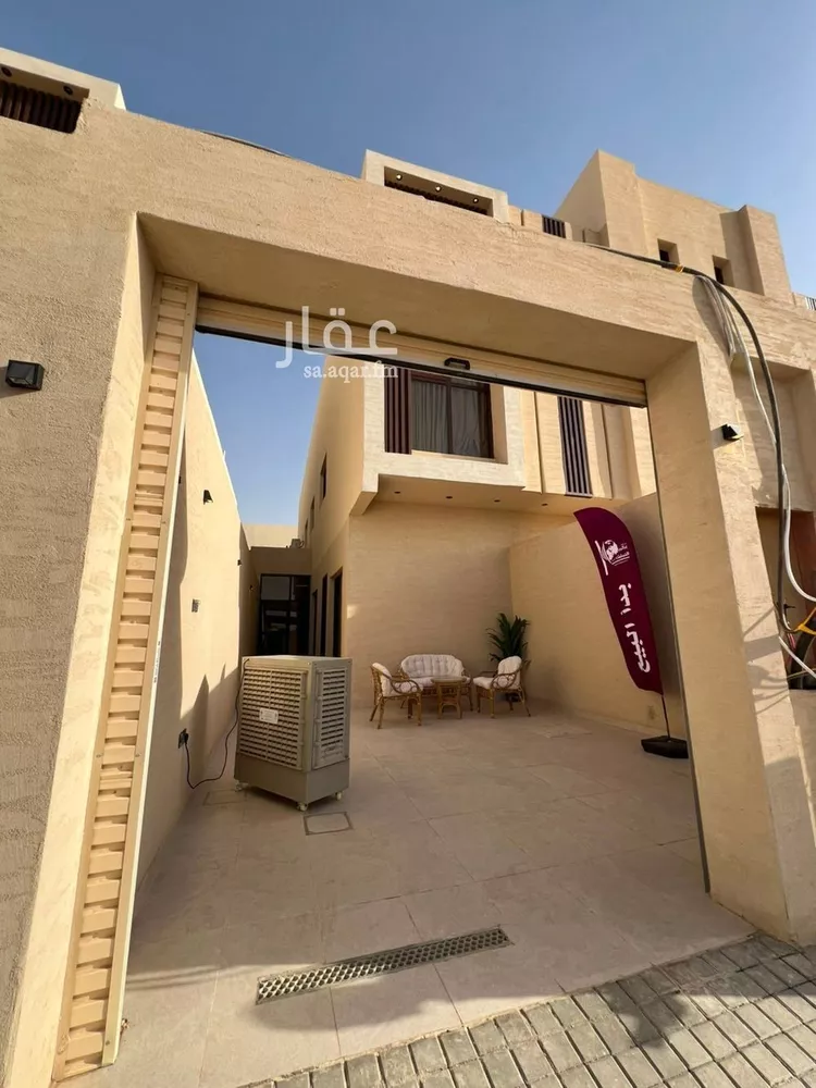 Floor for Sale in Riyadh Al Hazm 8