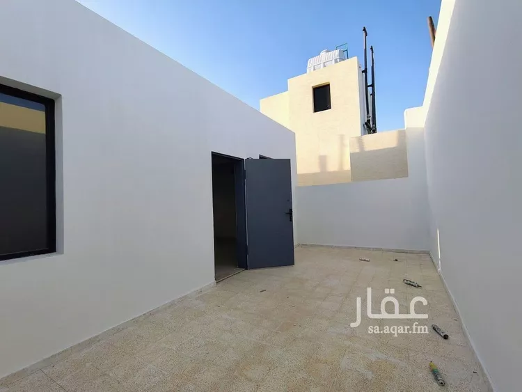 فيلا للبيع في شارع الشامي الصالحي, حي عكاظ, مدينة الرياض, منطقة الرياض 11