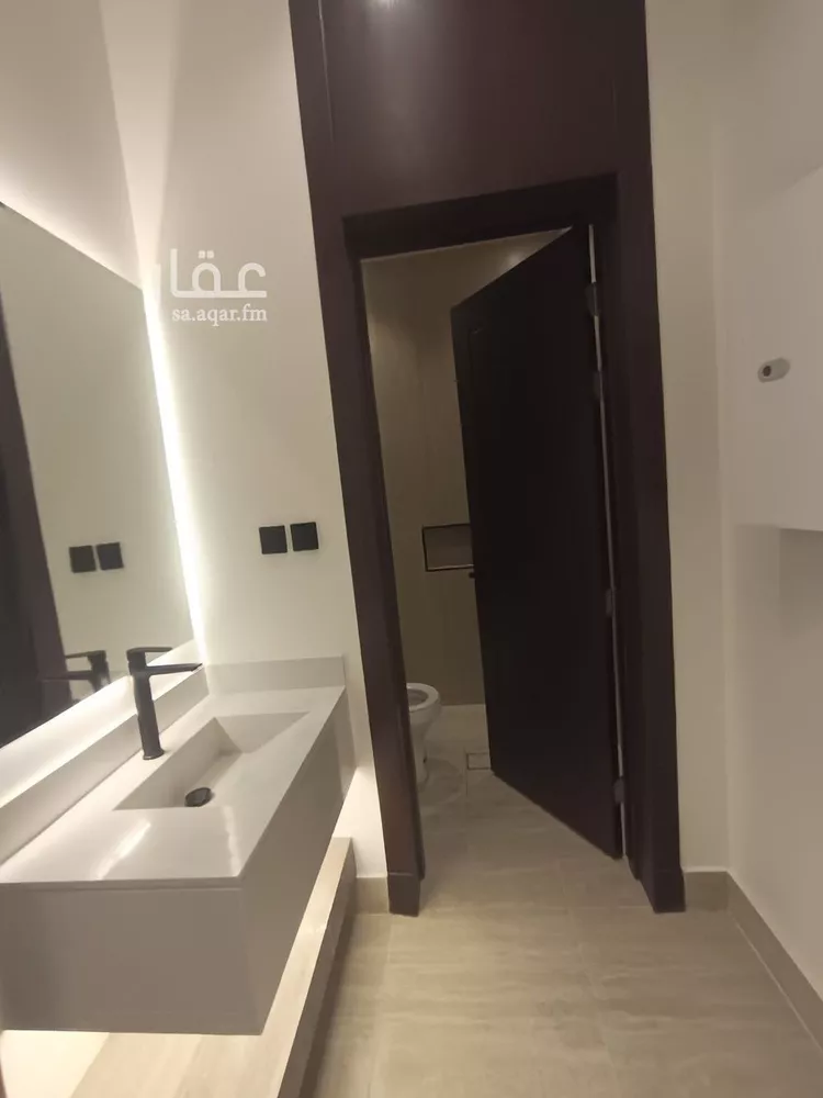 فيلا للبيع في شارع حسين جمل الليل, حي طويق, مدينة الرياض, منطقة الرياض صورة 3