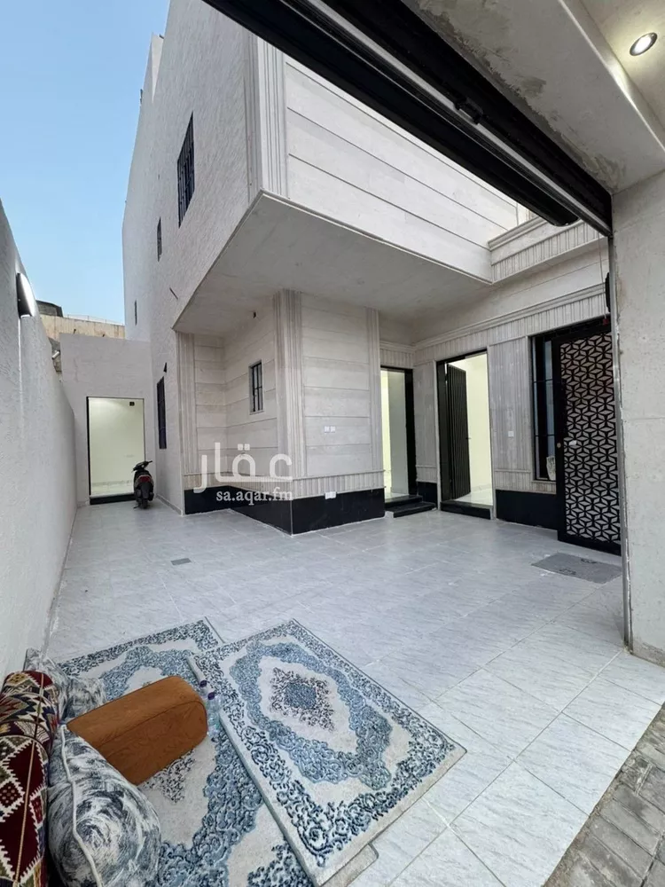 فيلا للبيع في شارع يحيى بن أبي المعالي, حي العريجاء الغربي, مدينة الرياض, منطقة الرياض صورة 3
