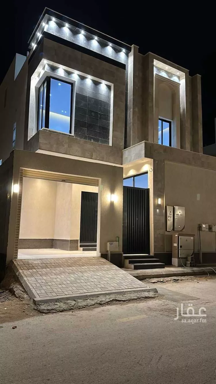 Floor for Sale in Riyadh Al Janadriyah