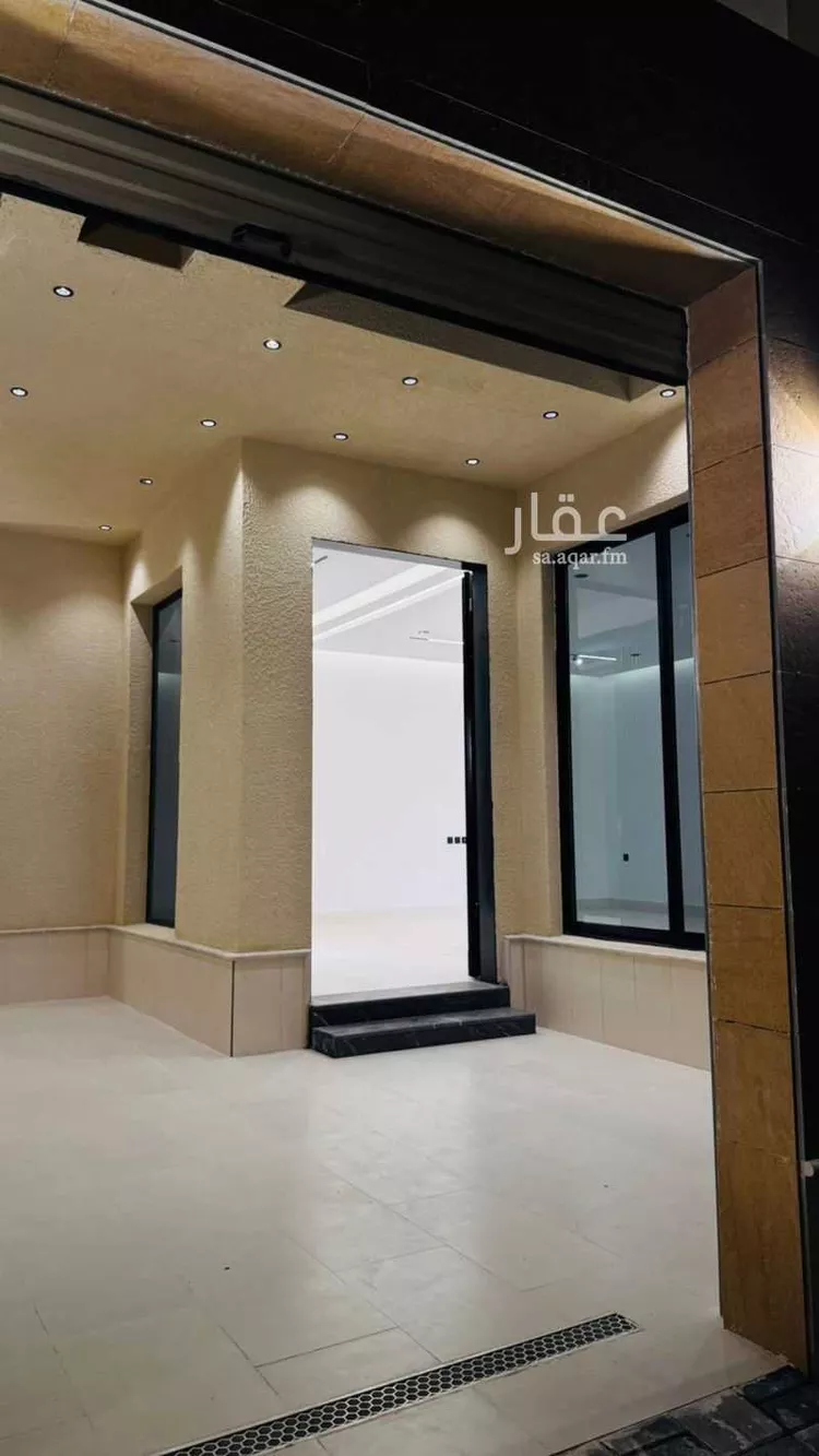 فيلا للبيع في شارع جبل المدار, حي القادسية, مدينة الرياض, منطقة الرياض صورة 3