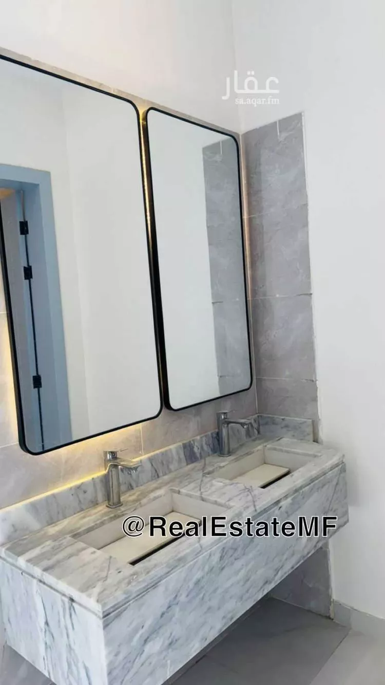 دور للبيع في شارع عثمان الرويني, حي البيان, مدينة الرياض, منطقة الرياض صورة 4