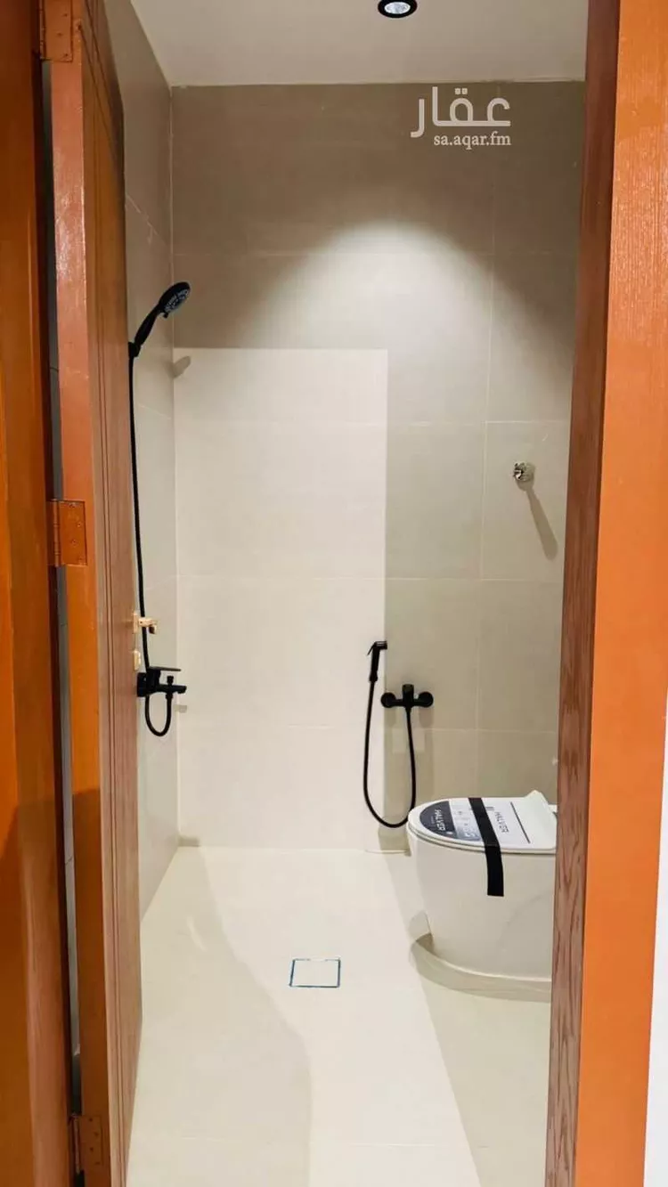 فيلا للبيع في شارع جبل المدار, حي القادسية, مدينة الرياض, منطقة الرياض صورة 5