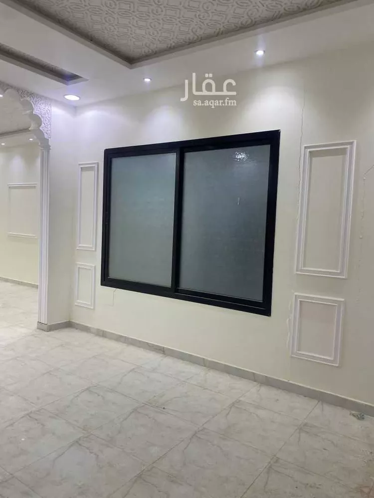 فيلا للبيع في شارع أبي محمد بن القاسم, حي الرمال, مدينة الرياض, منطقة الرياض 1 صورة