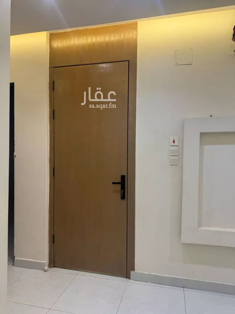 شقة للإيجار في شارع حسن الشاعر, حي عكاظ, مدينة الرياض, منطقة الرياض صورة 4