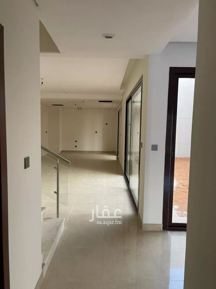 فيلا للبيع في شارع علي بن أحمد العمري, حي العارض, مدينة الرياض, منطقة الرياض صورة 4