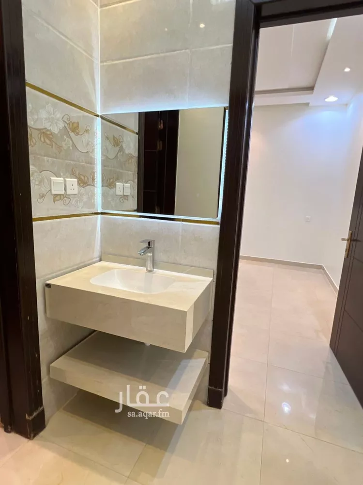 شقة للإيجار في شارع حسن الشاعر, حي عكاظ, مدينة الرياض, منطقة الرياض صورة 3