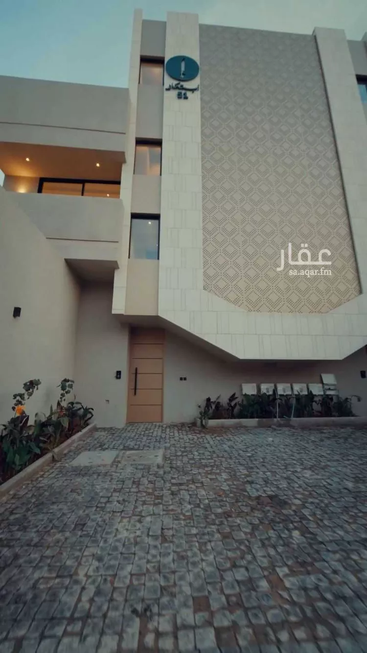 Floor for Sale in Riyadh Ar Rabwah صورة 3