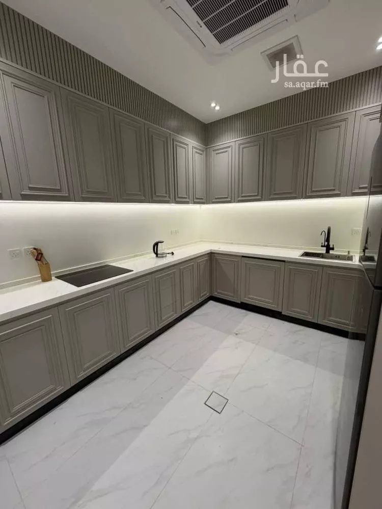 Floor for Sale in Riyadh An Narjis 7