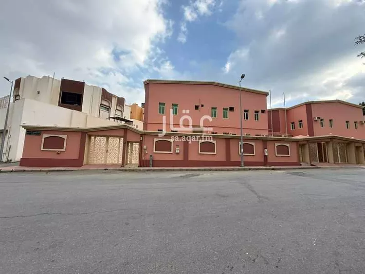 فيلا للإيجار في شارع النزاهة, حي الضباب, مدينة أبها, منطقة عسير صورة 4