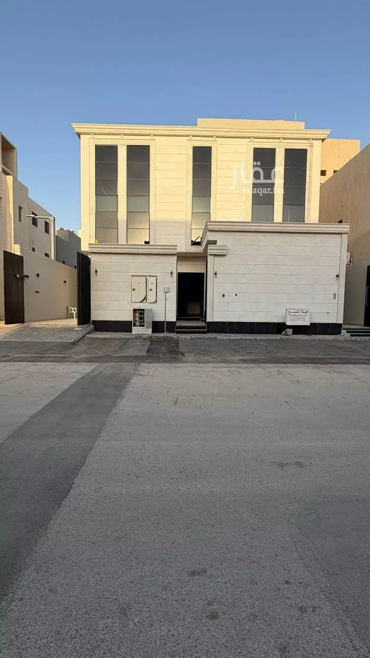 فيلا للبيع في شارع أحمد القيسي ، حي الرمال ، الرياض ، منطقة الرياض