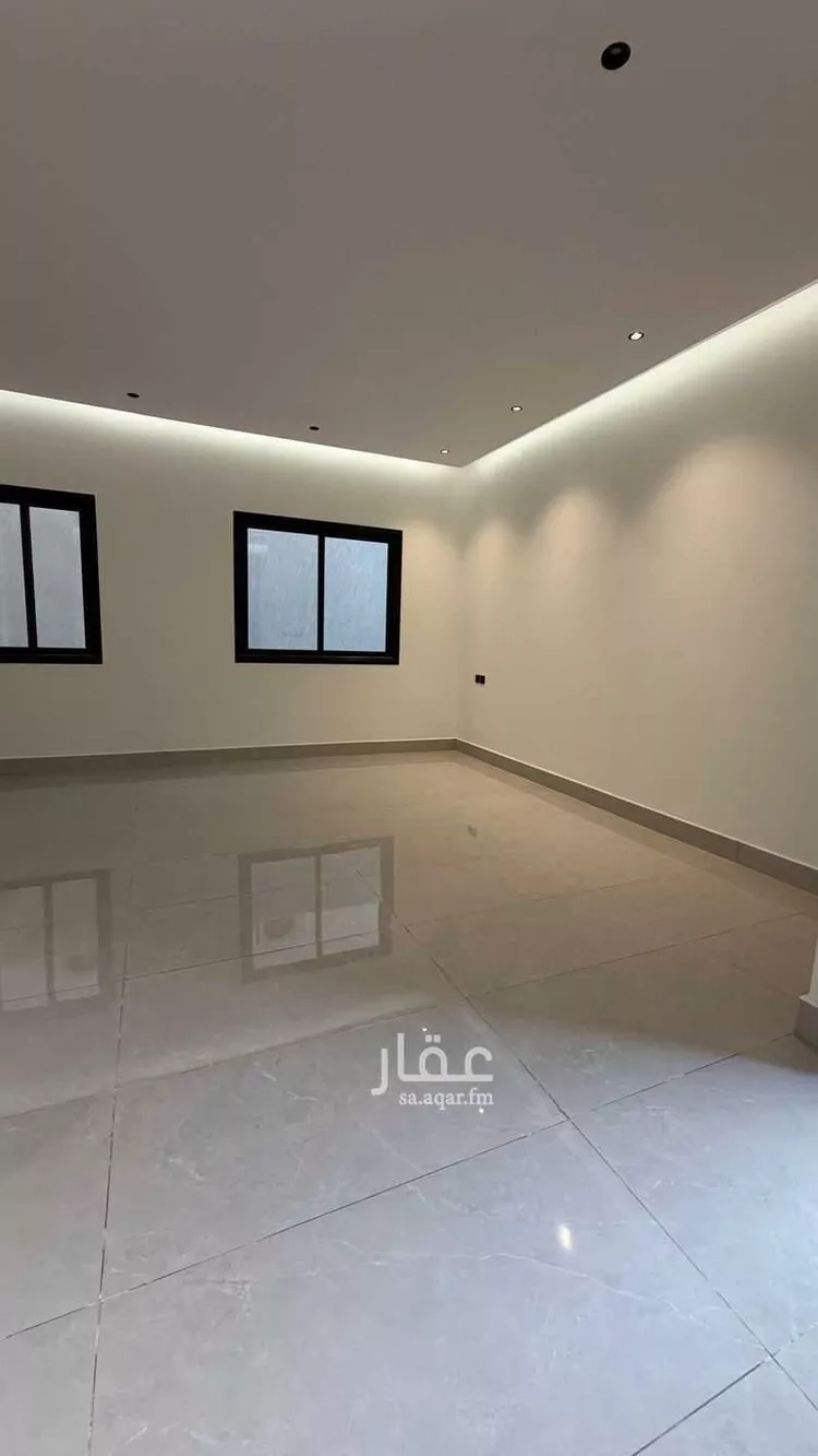 فيلا للبيع في شارع أحمد القيسي ، حي الرمال ، الرياض ، منطقة الرياض صورة 3