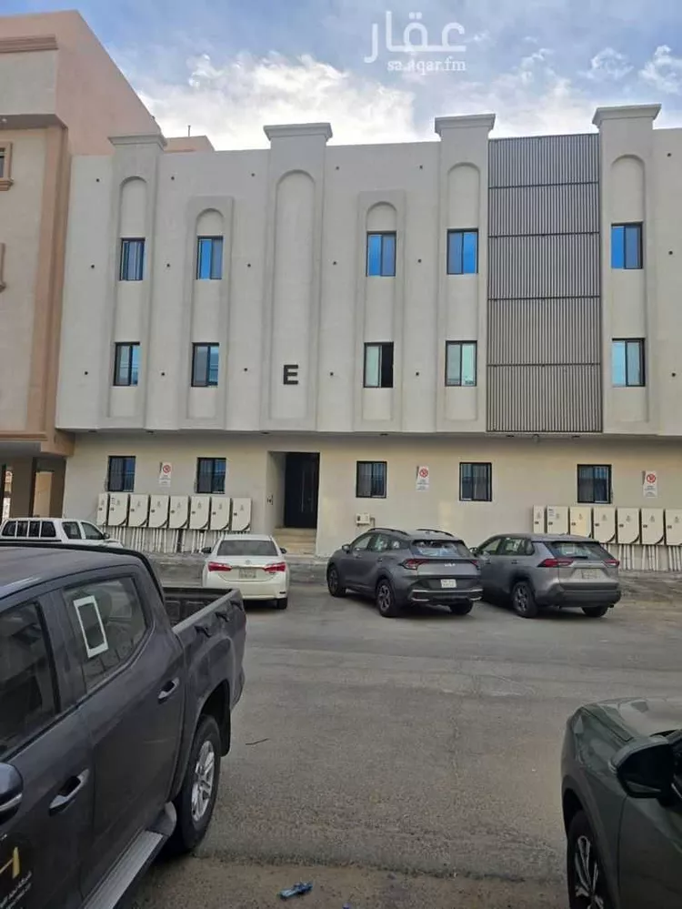 عمارة للبيع في شارع سيهات, حي الخبر الجنوبية, مدينة الخبر, المنطقة الشرقية