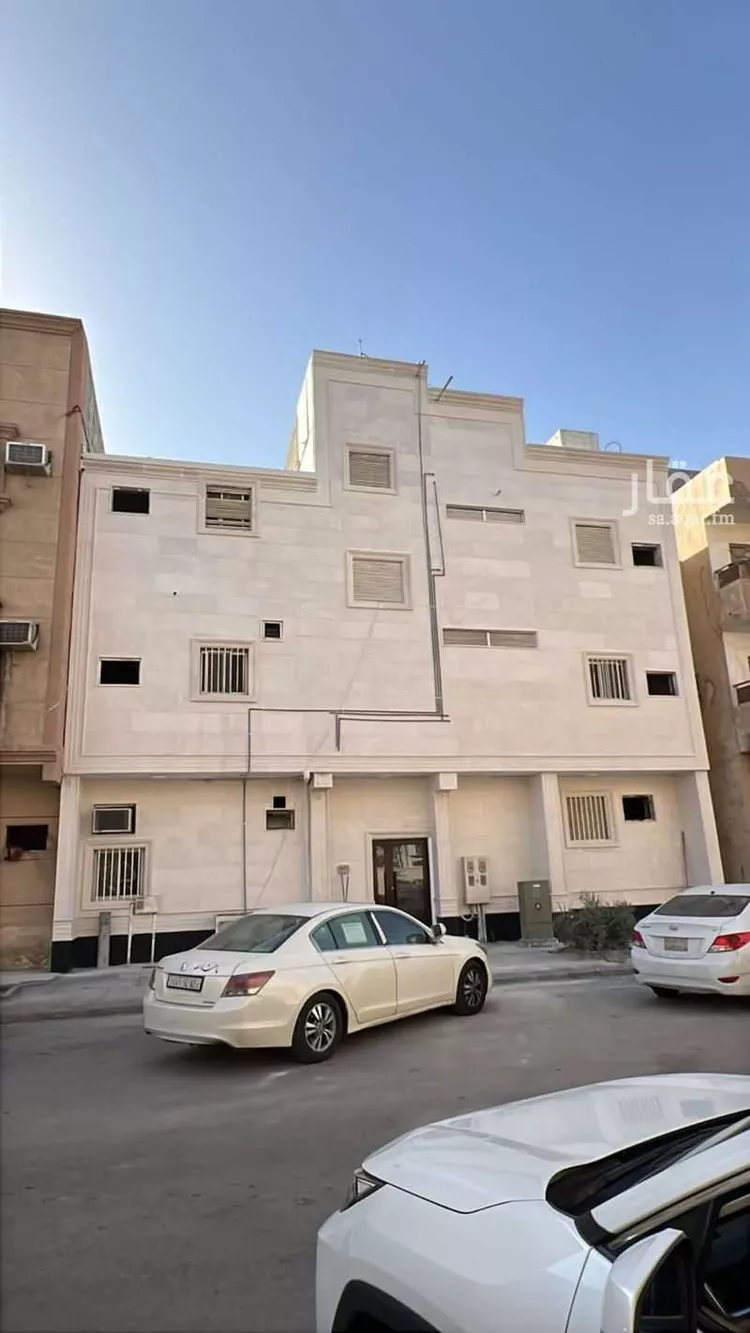 عمارة للبيع في شارع التاسع عشر, حي الثقبة, مدينة الخبر, المنطقة الشرقية