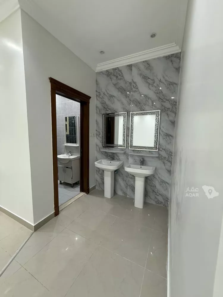 Villa for Sale in Riyadh Al Yasmin 6