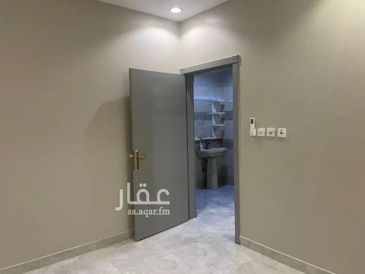 شقة للإيجار في شارع عبدالله بن الزبير, حي العريجاء الغربي, مدينة الرياض, منطقة الرياض صورة 2