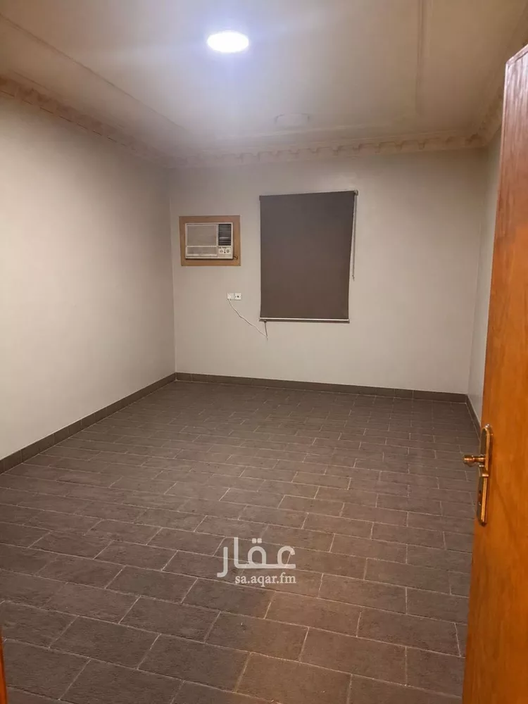 شقة للبيع في شارع القيصومة, حي إشبيلية, مدينة الرياض, منطقة الرياض صورة 2