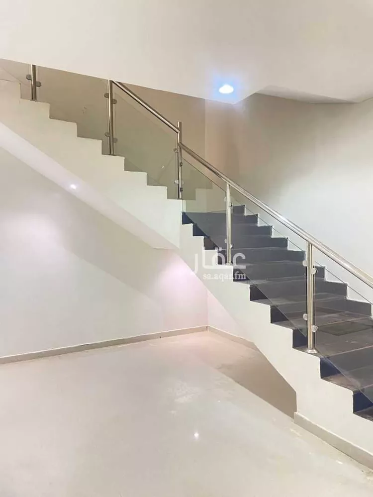 فيلا للإيجار في شارع ابن عوانة, حي طيبة, مدينة الرياض, منطقة الرياض صورة 3