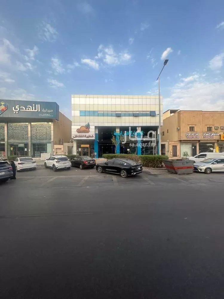 عمارة للإيجار في شارع محمد رشيد رضا, حي العزيزية, مدينة الرياض, منطقة الرياض
