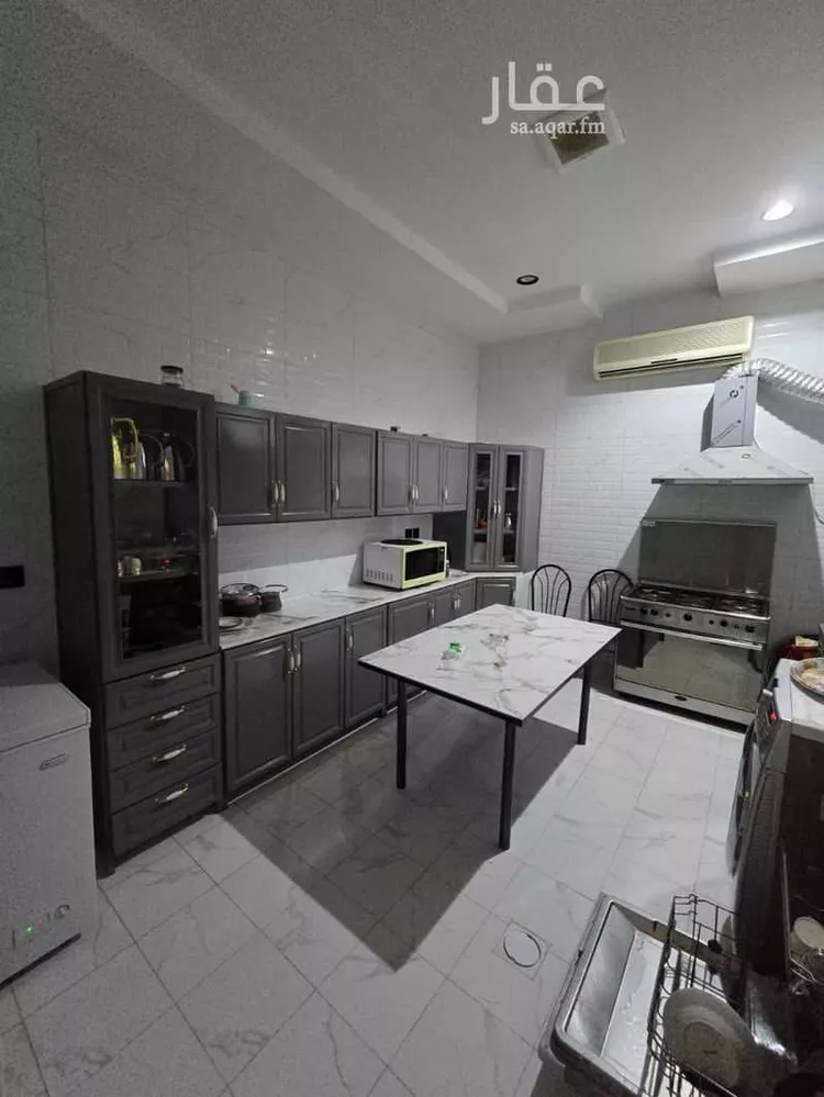 Floor for Sale in Riyadh Ad Dar Al Baida صورة 3