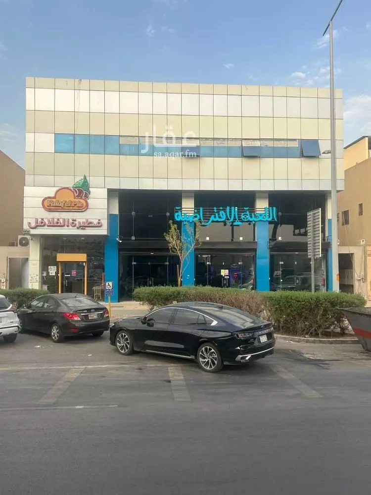 عمارة للإيجار في شارع محمد رشيد رضا, حي العزيزية, مدينة الرياض, منطقة الرياض صورة 3