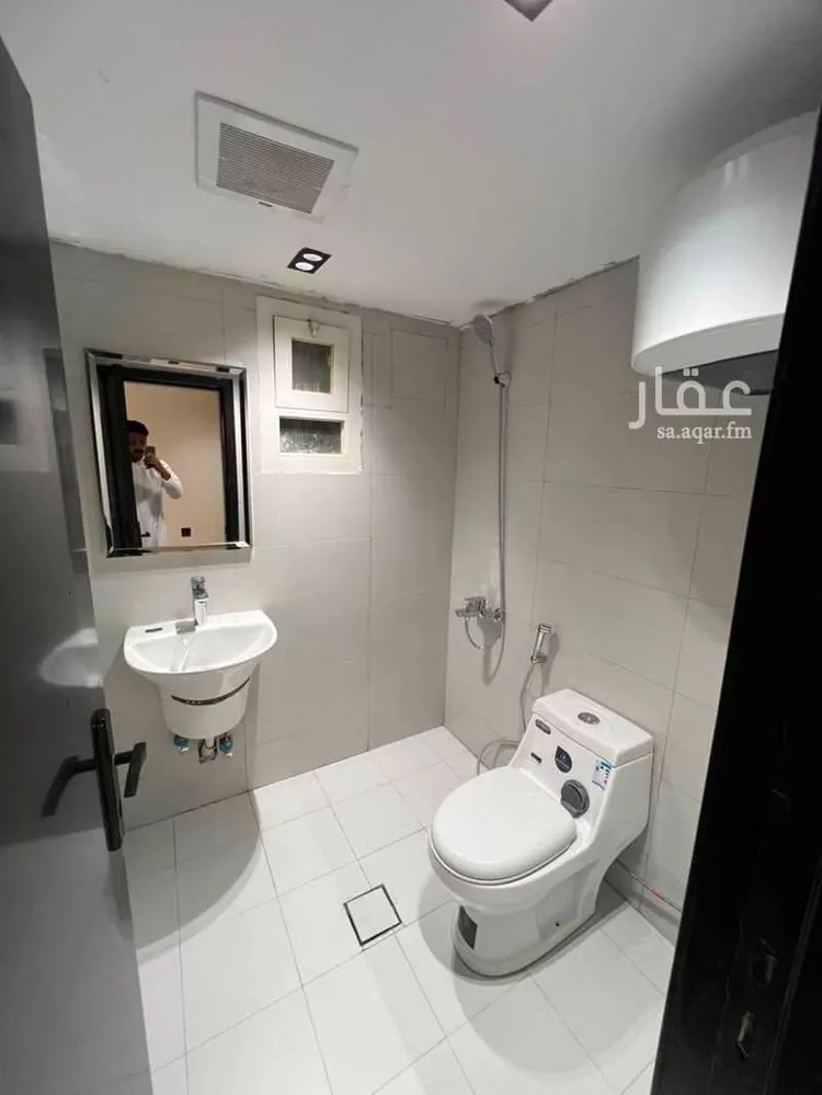 شقة للإيجار في شارع عنيزة, حي الريان, مدينة الرياض, منطقة الرياض 7