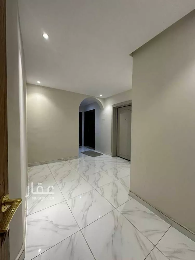 شقة للإيجار في شارع جرير بن عبدالله البجلي, حي مغرزات, مدينة الرياض, منطقة الرياض صورة 3