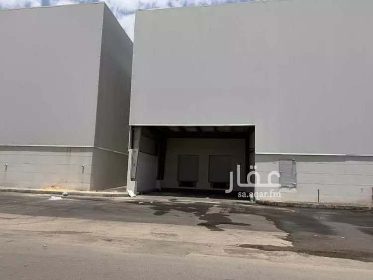 Warehouse for Rent in Riyadh As Sulay 8