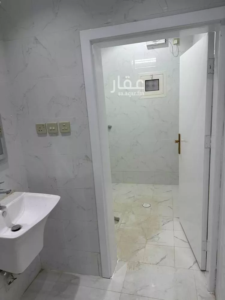 شقة للإيجار في شارع عبد الله بن النعمان ، حي الصفا ، الباحة ، منطقة الباحة صورة 5