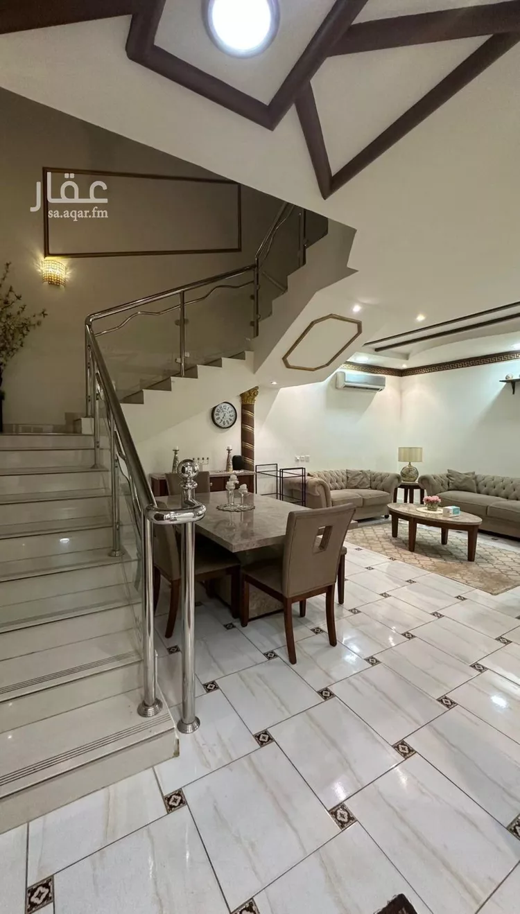 فيلا للبيع في شارع مطلق بن صالح بن مطلق, حي إشبيلية, مدينة الرياض, منطقة الرياض صورة 4