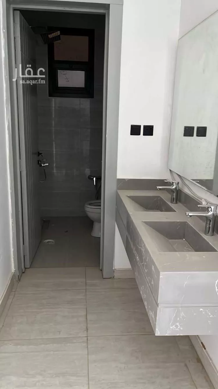 فيلا للبيع في شارع أبي العز الحبشي, حي المرجان, مدينة الرياض, منطقة الرياض صورة 3