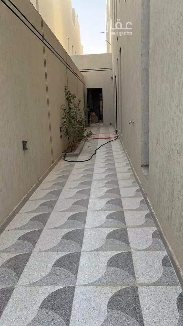 فيلا للبيع في شارع أبي العز الحبشي, حي المرجان, مدينة الرياض, منطقة الرياض صورة 4