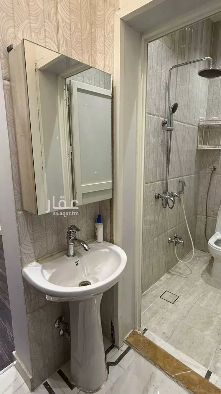 غرفة للإيجار في شارع رقم 293 ، حي ظهرة لبن ، الرياض ، منطقة الرياض صورة 4