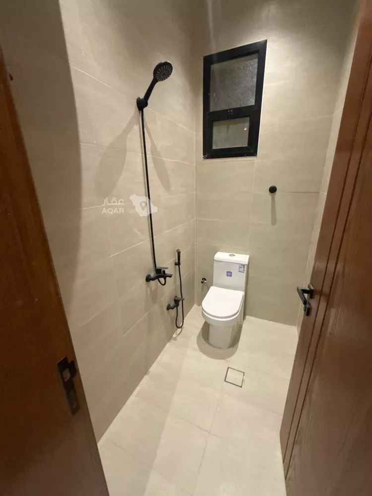 Apartment for Rent in Riyadh Al Janadriyah 7