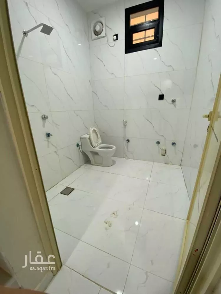 شقة للبيع في شارع سبرة بن معبد الجهني ، حي الظبية ، صبيا ، صبيا صورة 5