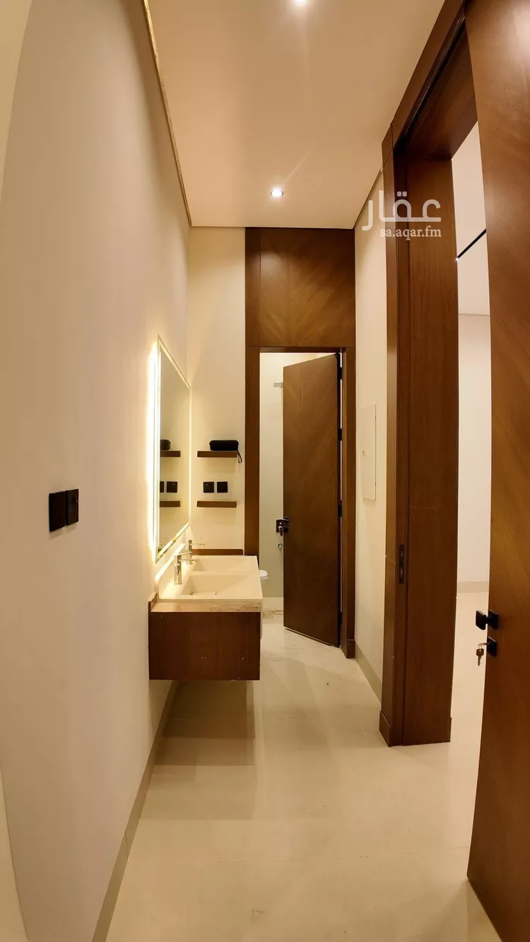 Villa for Sale in Riyadh Al Mahdiyah صورة 2