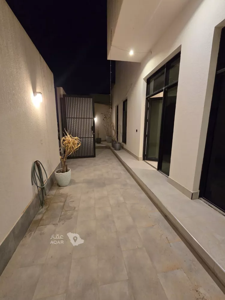 Floor for Rent in Riyadh An Narjis 13